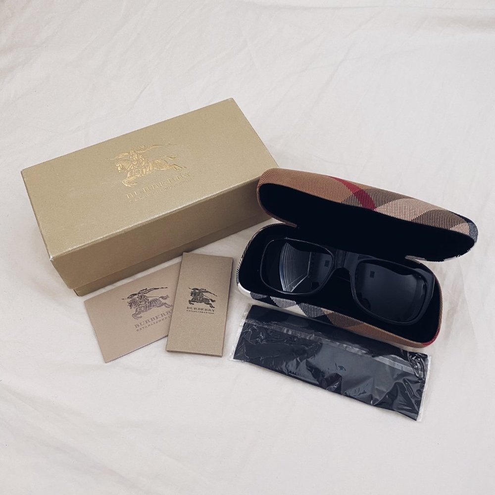 Burberry Tortoise Shell Sunglasses - Picture 2 of 6